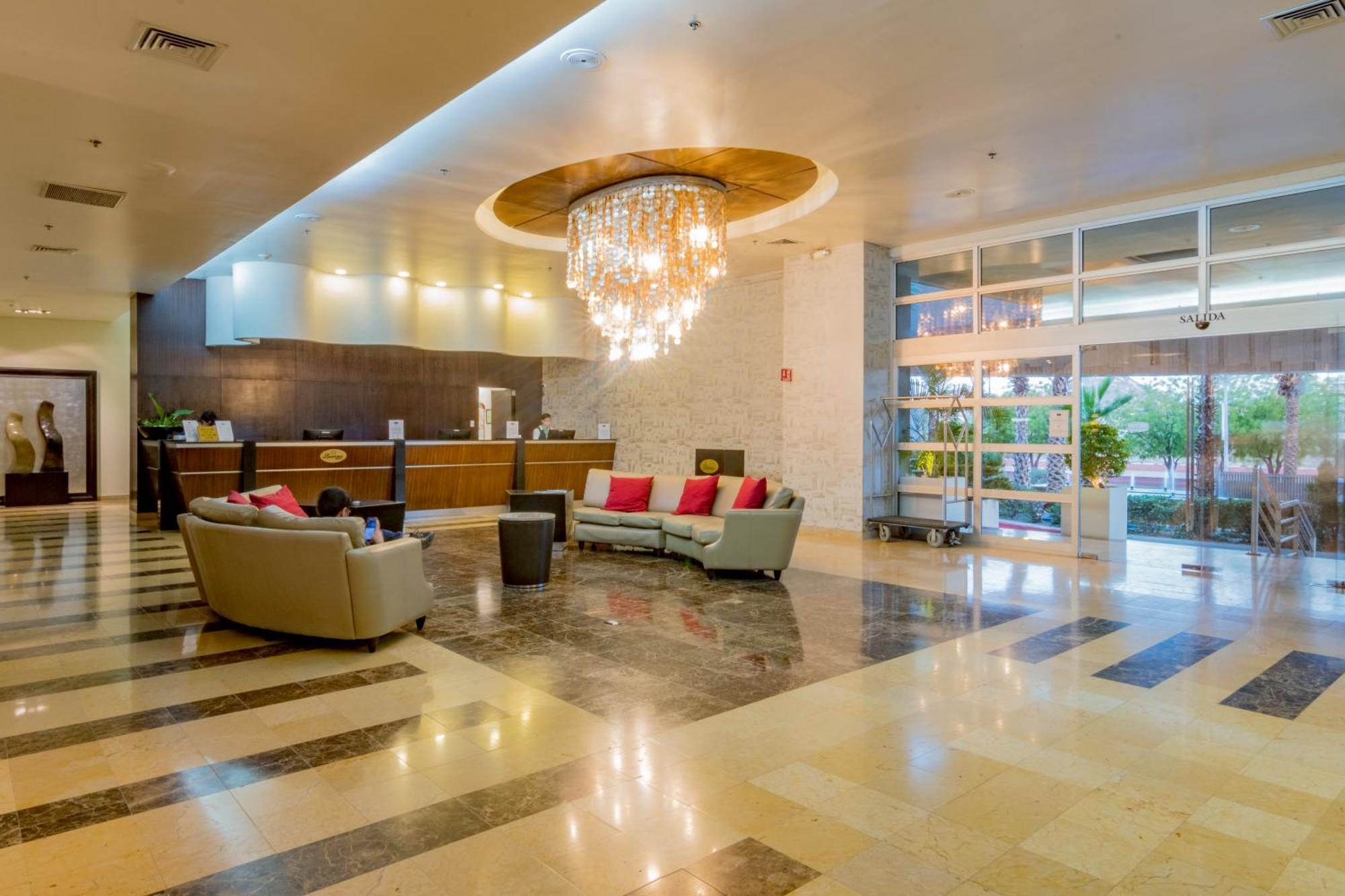 Hotel Lucerna הרמוסיו מראה חיצוני תמונה